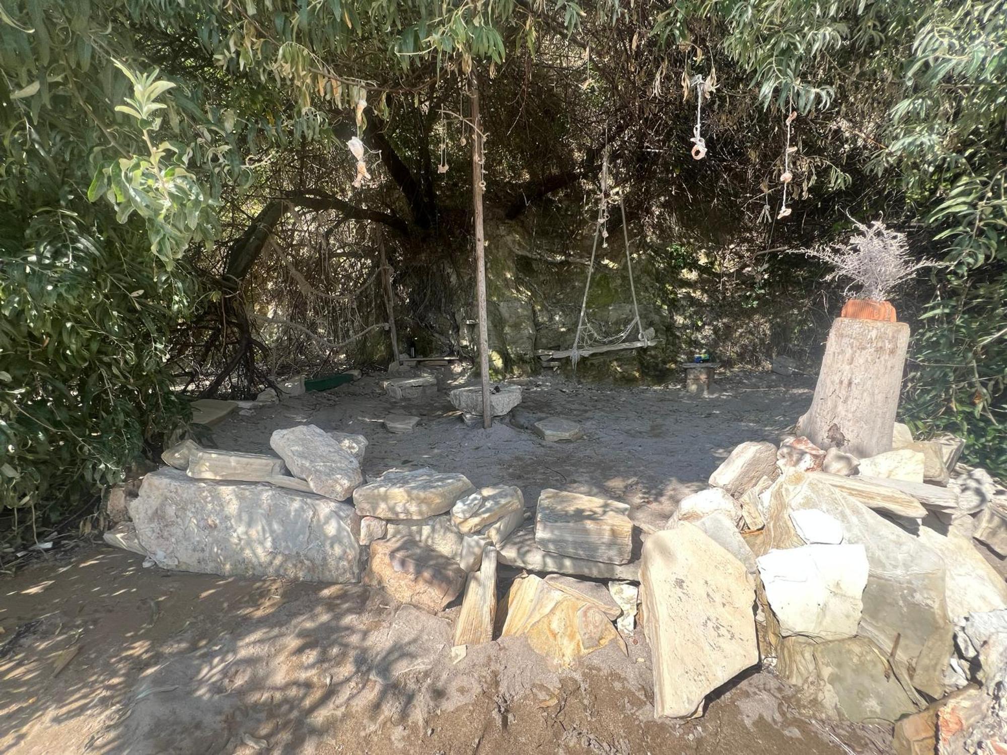 Karavana Tropicana فارنا المظهر الخارجي الصورة